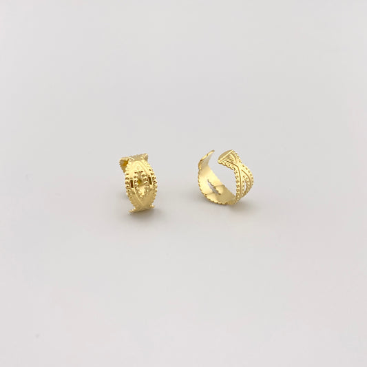 Braided clip-on earrings IRL (France)