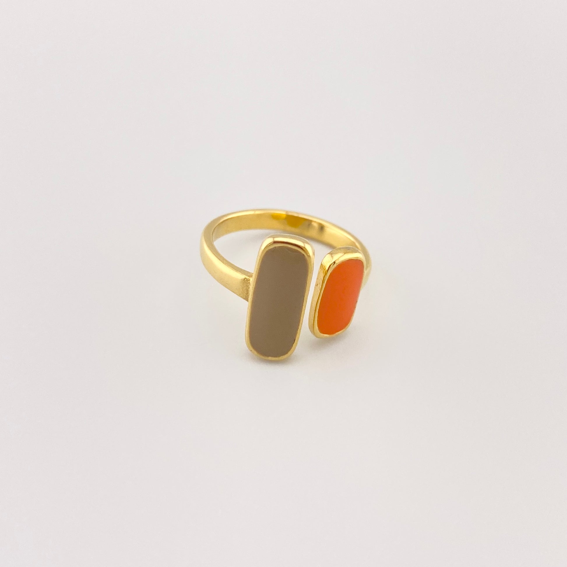 two colour ring